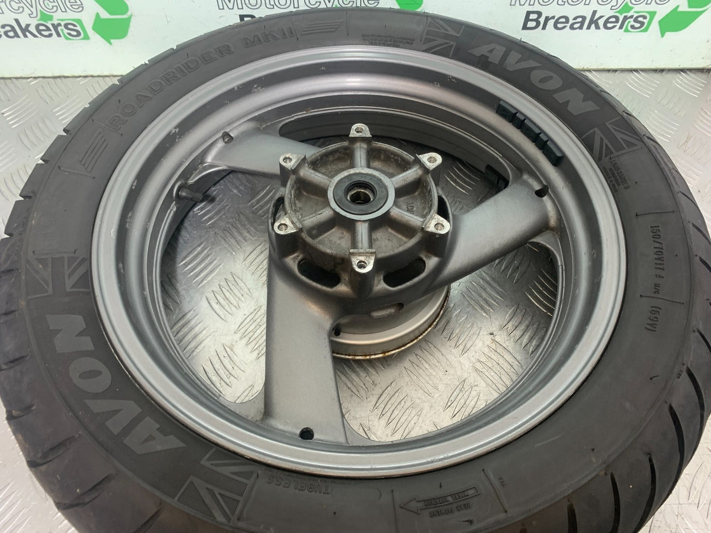 YAMAHA XJ900 XJ 900 DIVERSION REAR WHEEL YEAR 1994-2002(CMB1292)