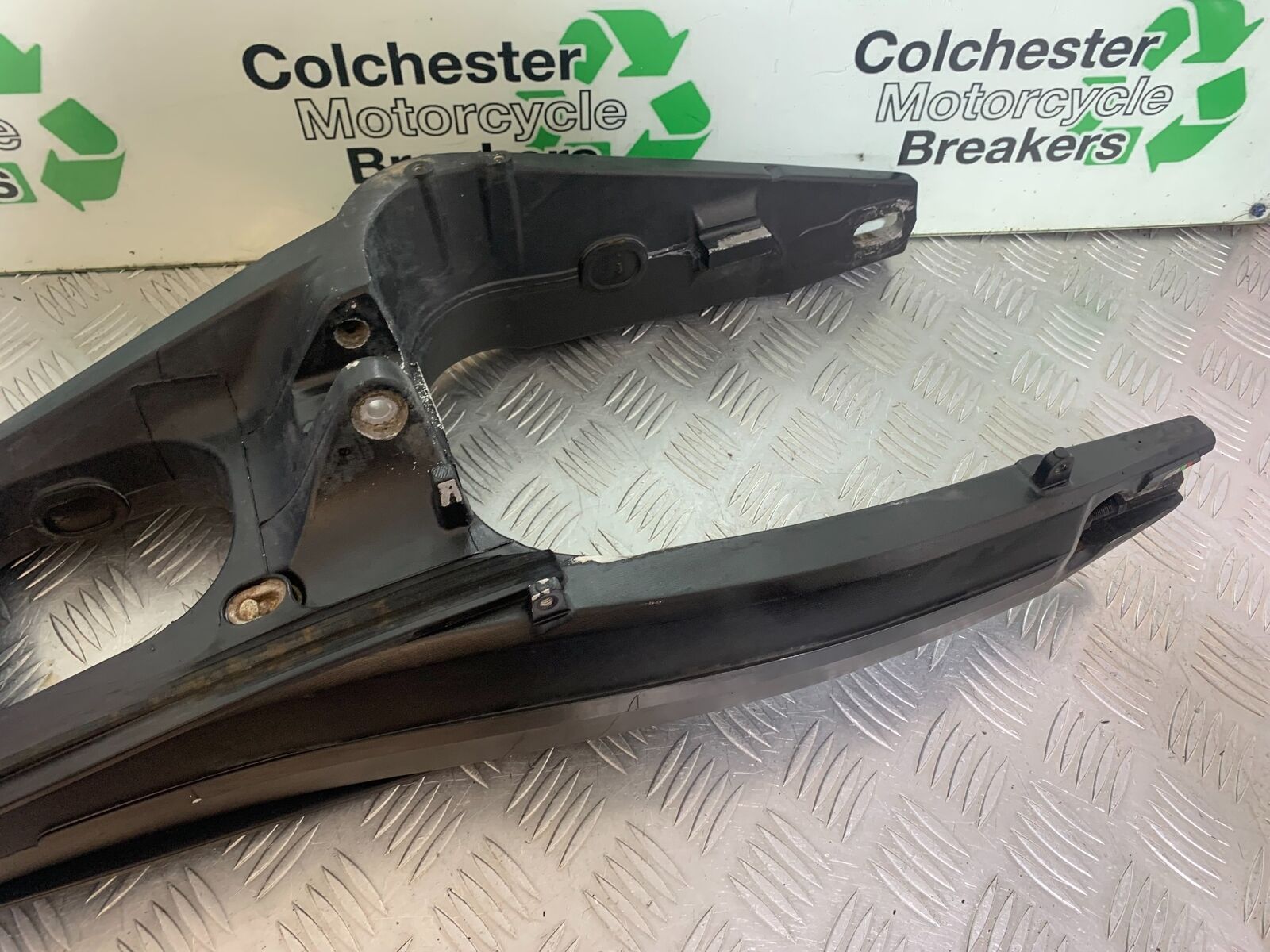 HONDA CBR650 F CBR 650F SWINGARM  YEAR 2014-17  (CMB1130)
