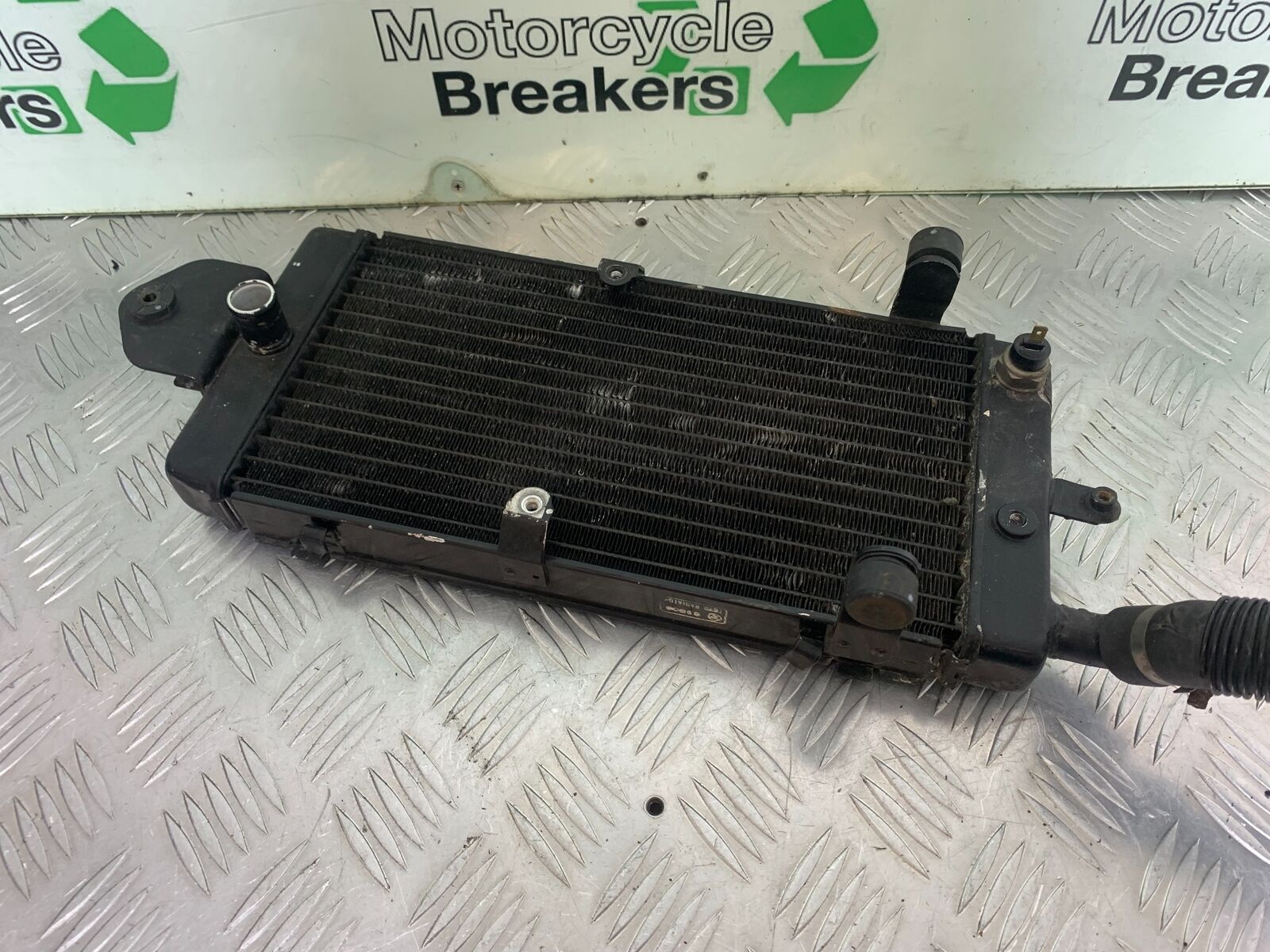 HONDA VT1100 C SHADOW SPIRIT RADIATOR  2002-2003 (CMB1035)