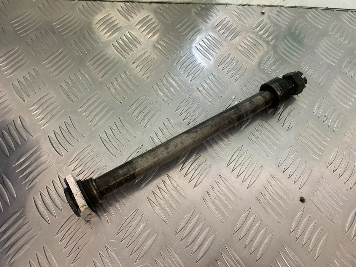 KAWASAKI ZX6R ZX6 J REAR WHEEL SPINDLE YEAR 2000 (STOCK 947)