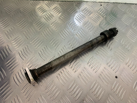 KAWASAKI ZX6R ZX6 J REAR WHEEL SPINDLE YEAR 2000 (STOCK 947)