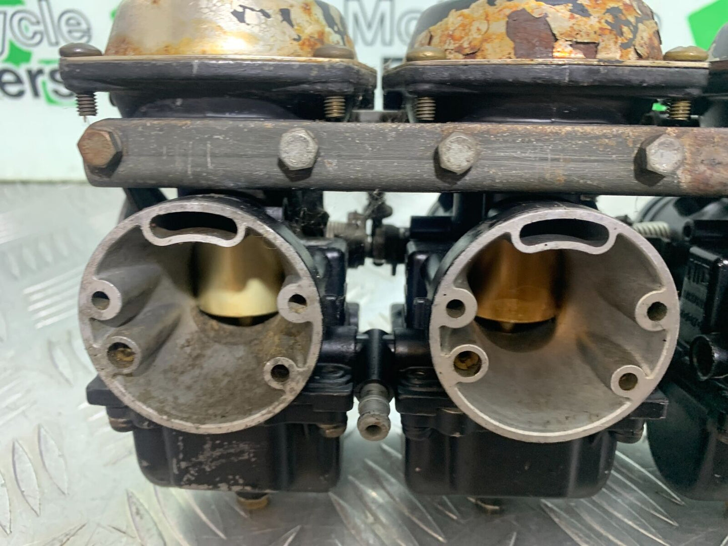 YAMAHA XS1100 MIDNIGHT SPECIAL CARBS  YEAR 1980-1982 (CMB1122)