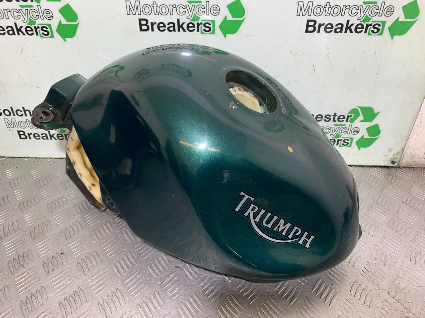 TRIUMPH 955I SPRINT RS PETROL TANK YEAR 1999-03 (CMB1313)