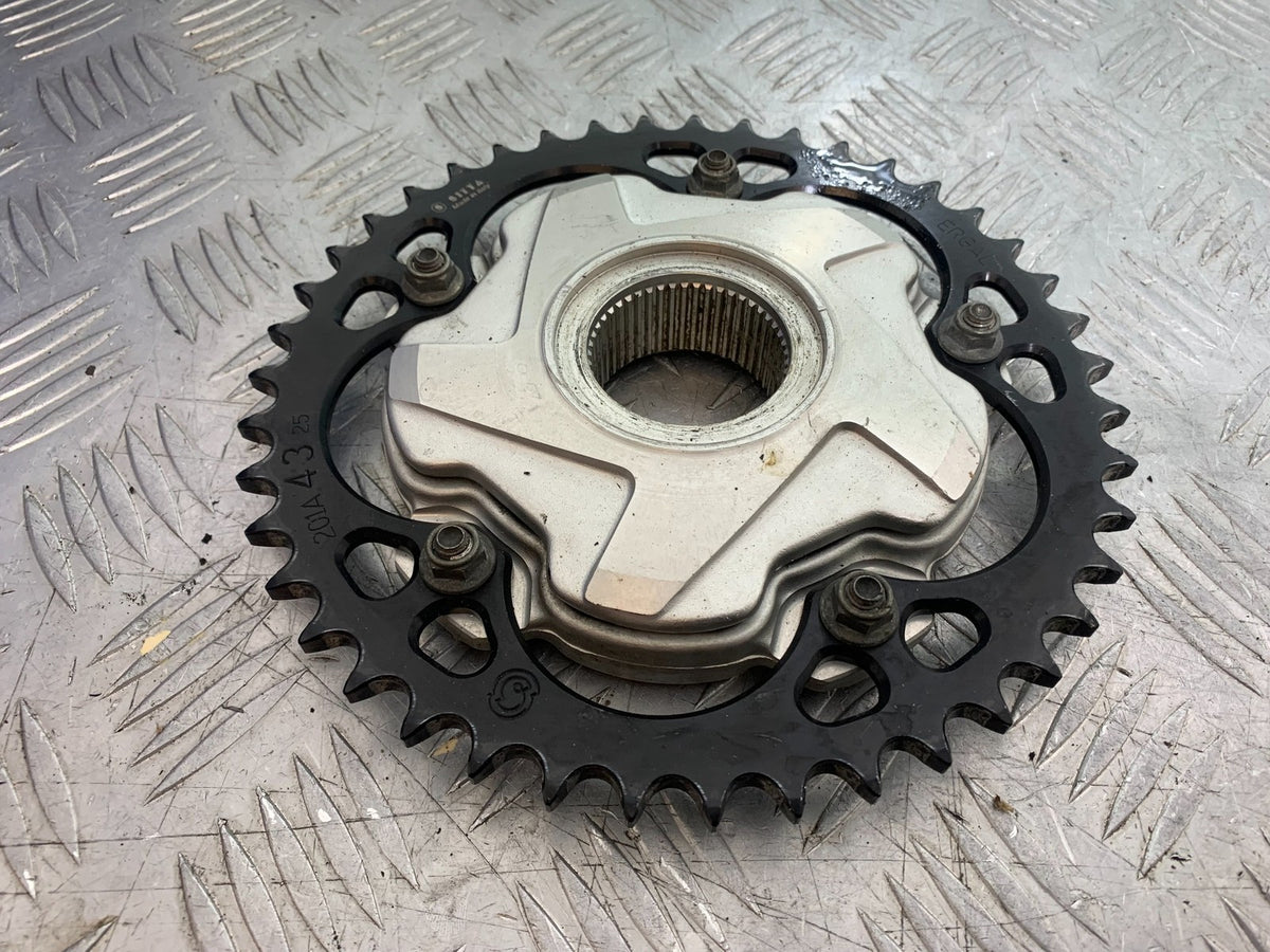 MV AGUSTA 675 F3 REAR SPROCKET CARRIER   YEAR 2012-2016 (CMB1302)