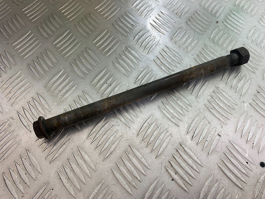 HONDA CBR600 CBR 600 F2 REAR WHEEL SPINDLE   YEAR 1991-1993 (CMB1114)
