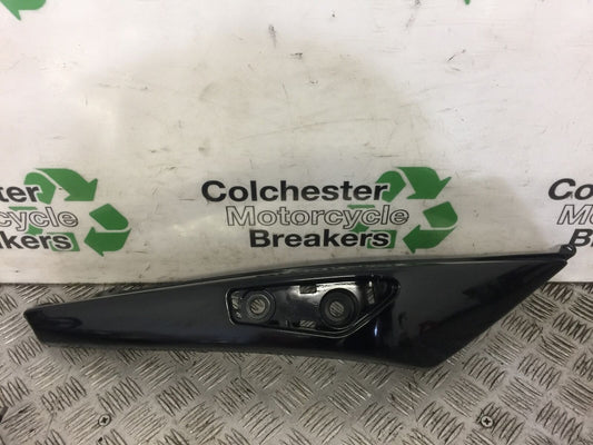 KAWASAKI ER6 F RIGHT SEAT PANEL  YEAR 2009-2011 (STOCK 412)