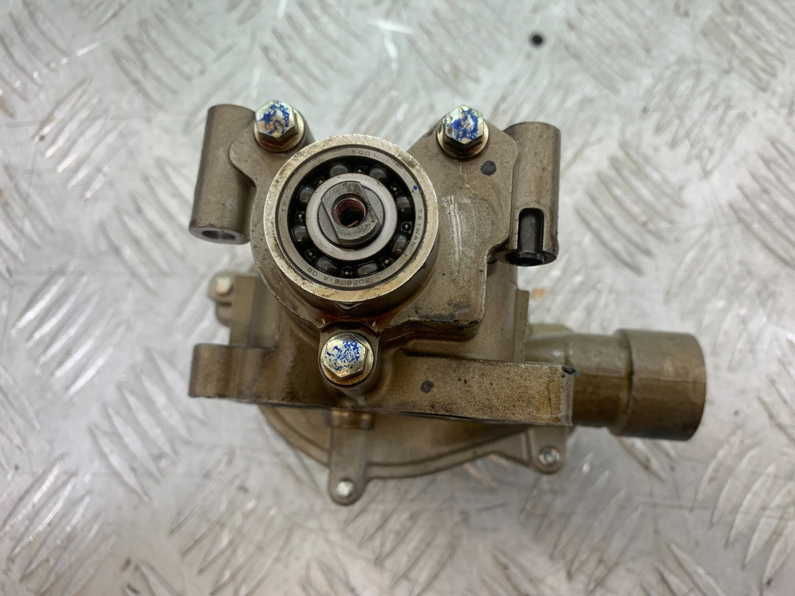 TRIUMPH 675 STREET TRIPLE OIL PUMP  2013-2016 (CMB1186)