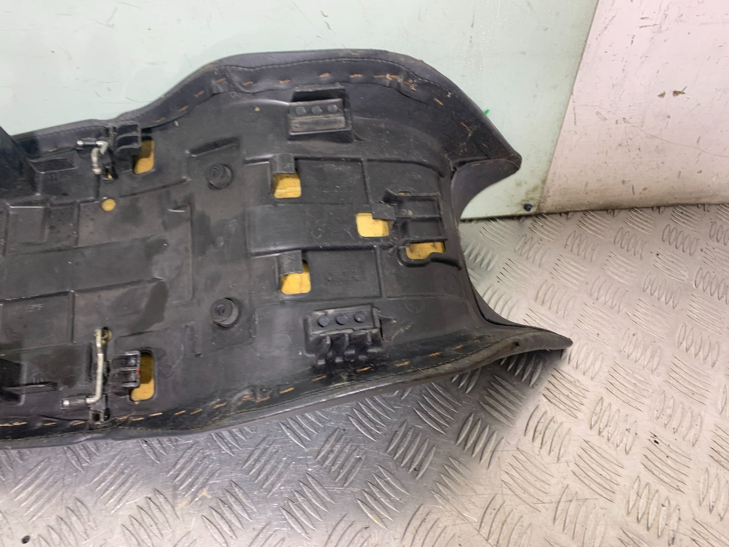 HONDA NT650 V DEAUVILLE SEAT YEAR 1998-01(CMB1320)