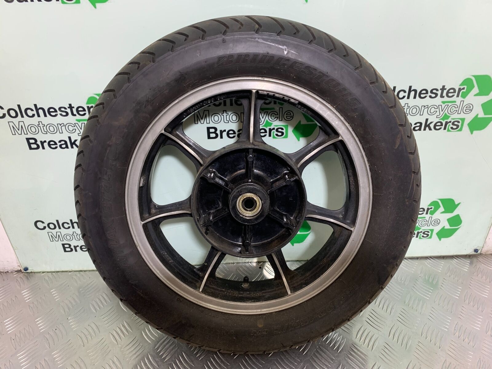 KAWASAKI Z650 KZ650 REAR WHEEL (GOOD TYRE) YEAR 1979-1980 (CMB1023)