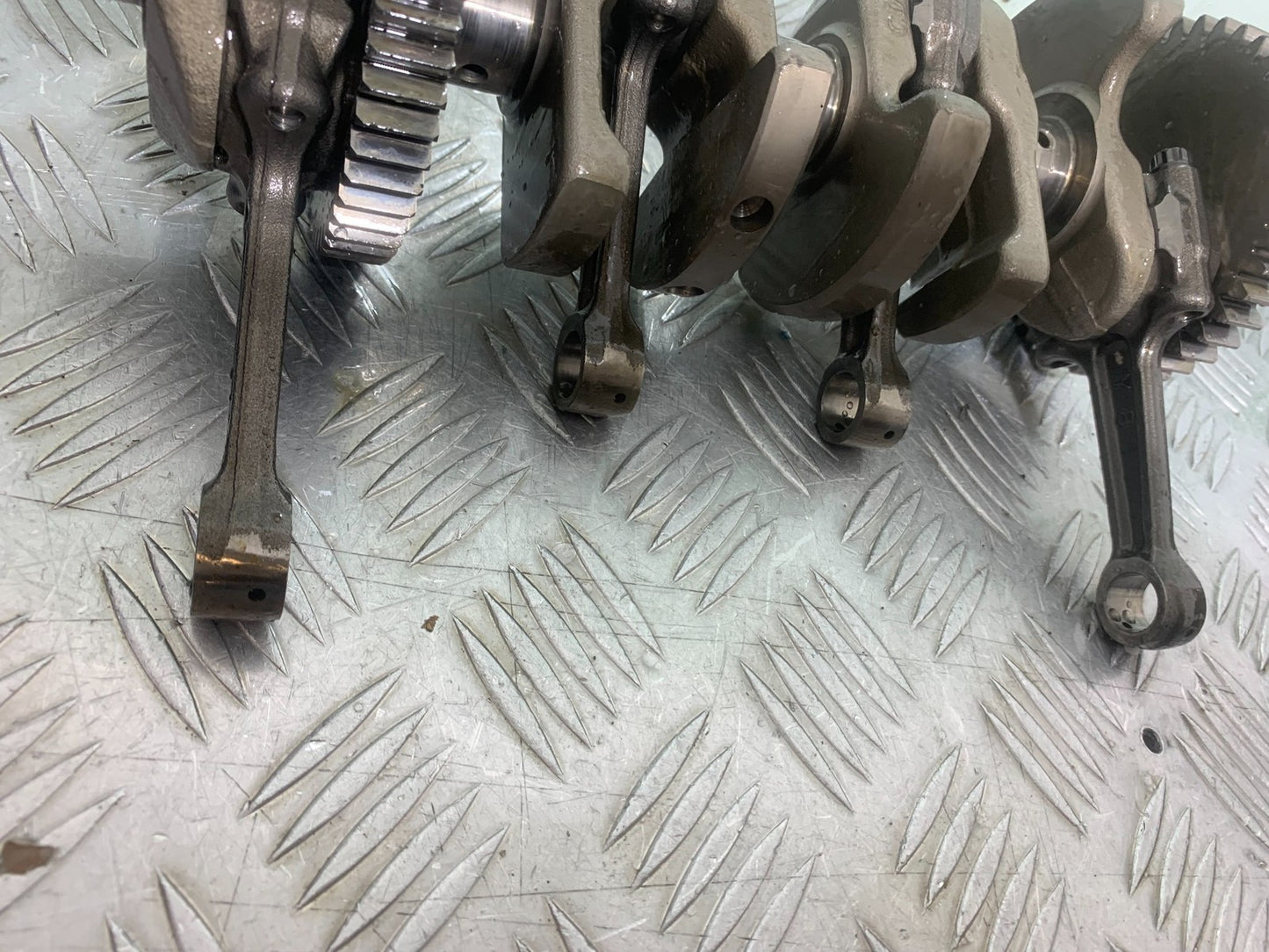 YAMAHA YZF R1 4C8 CRANKSHAFT AND RODS   YEAR 2007-2008 (CMB1237)