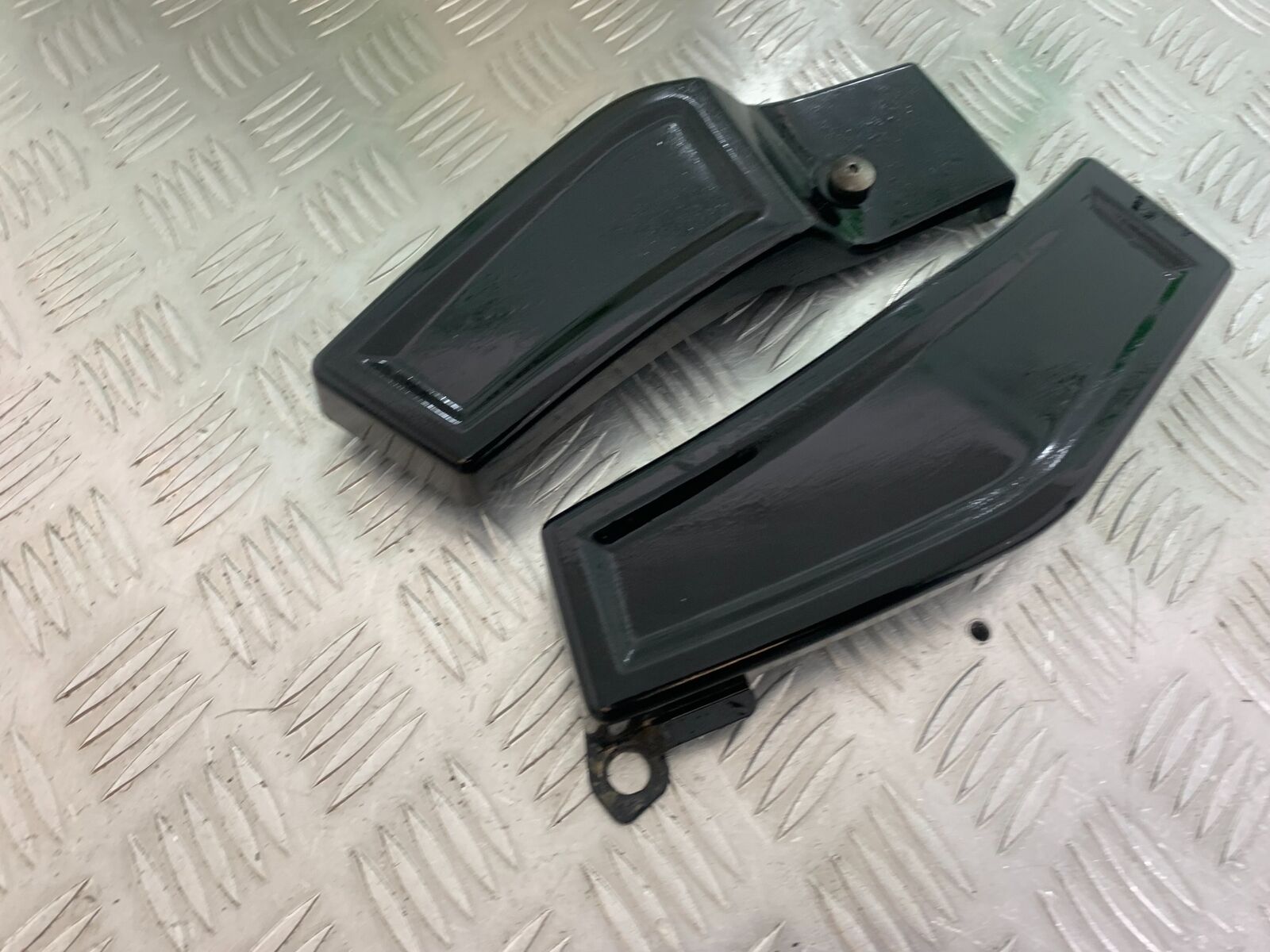 SUZUKI INTRUDER VL800 C800 LEFT & RIGHT INFILLS  YEAR 2012-16 (CMB1039)