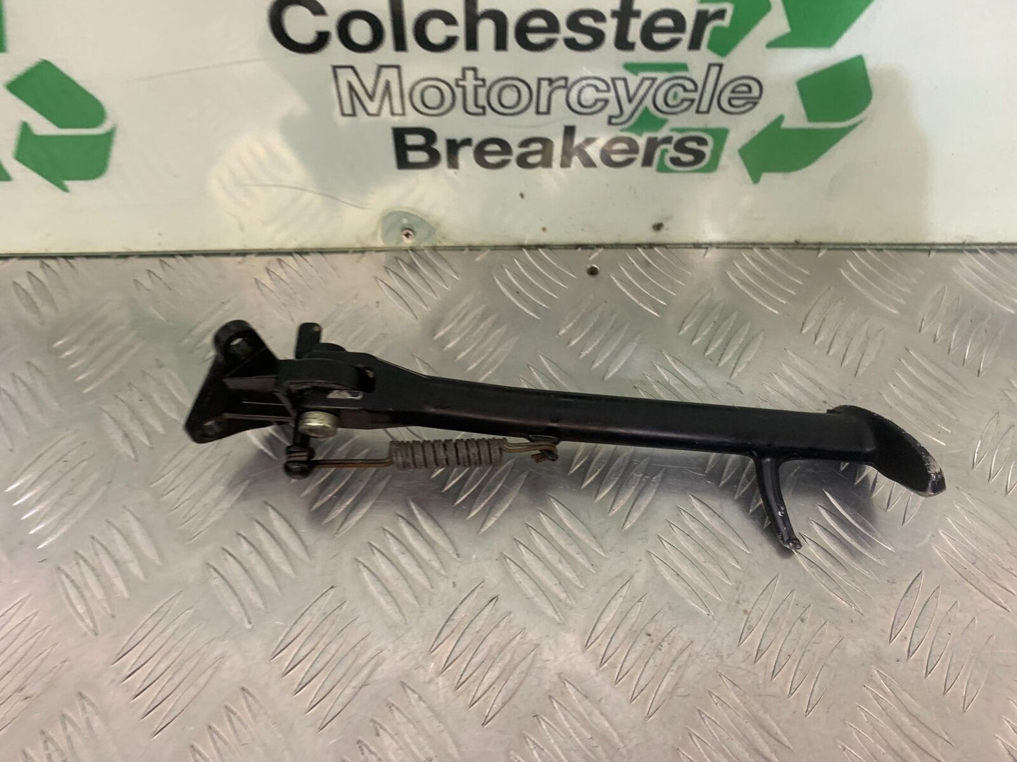 TRIUMPH 955I SPRINT RS SIDE STAND   YEAR 1999-04 (STOCK 989)
