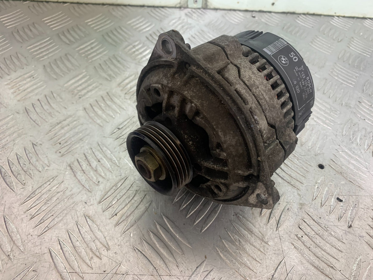 BMW R850 R R850R ALTERNATOR YEAR 1994-2002 (CMB1170)