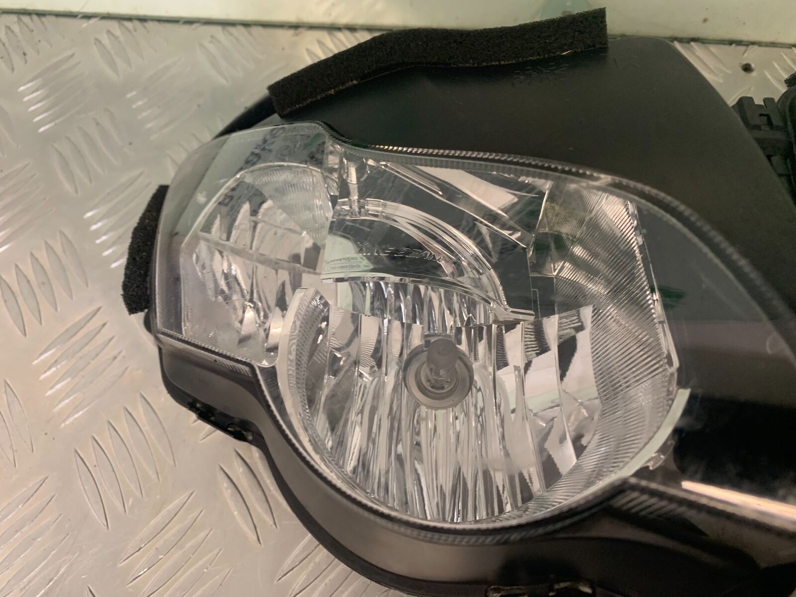 HONDA CBR1000 rr FIREBLADE HEADLIGHT  2008-2011 (STOCK 986)