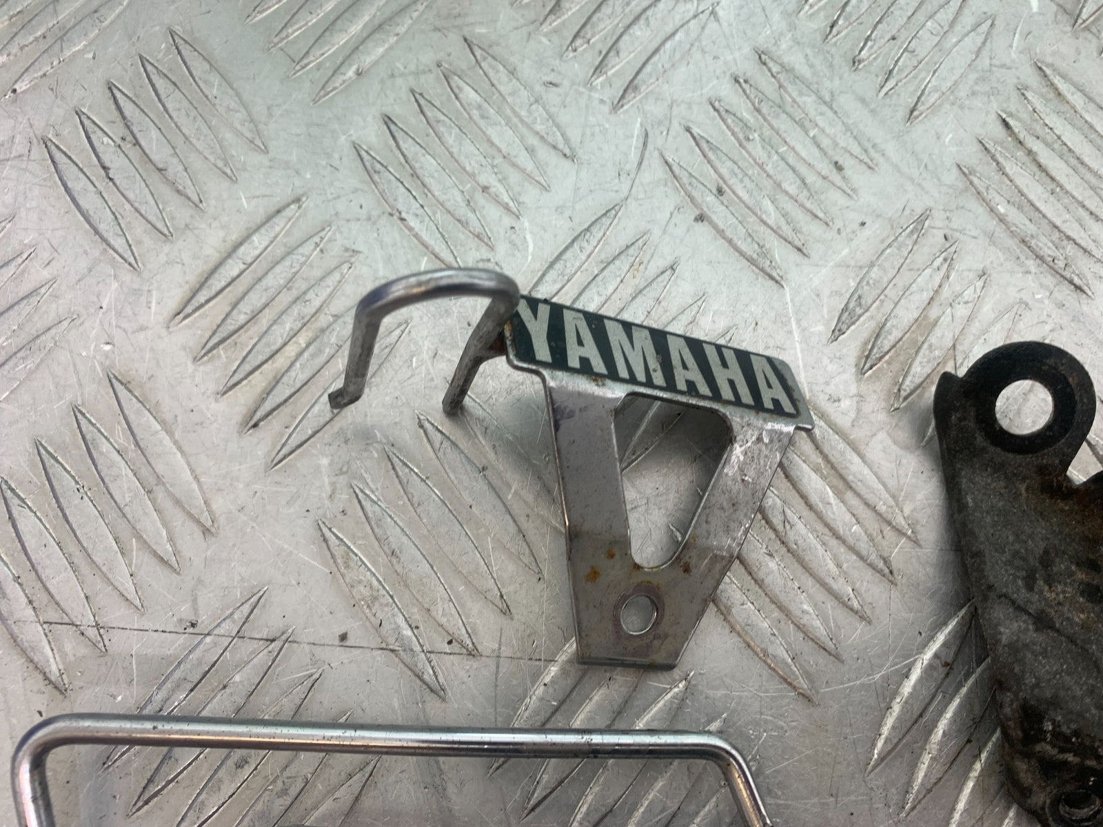 YAMAHA XV535 XV 535 VIRAGO  BRACKETS   YEAR 1994-02 (CMB1162)