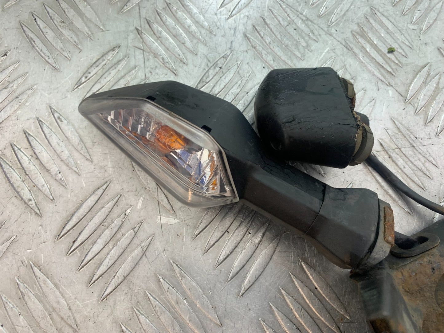 KAWASAKI Z125 Z 125 REAR INDICATOR YEAR  2018-2023 (CMB1167)