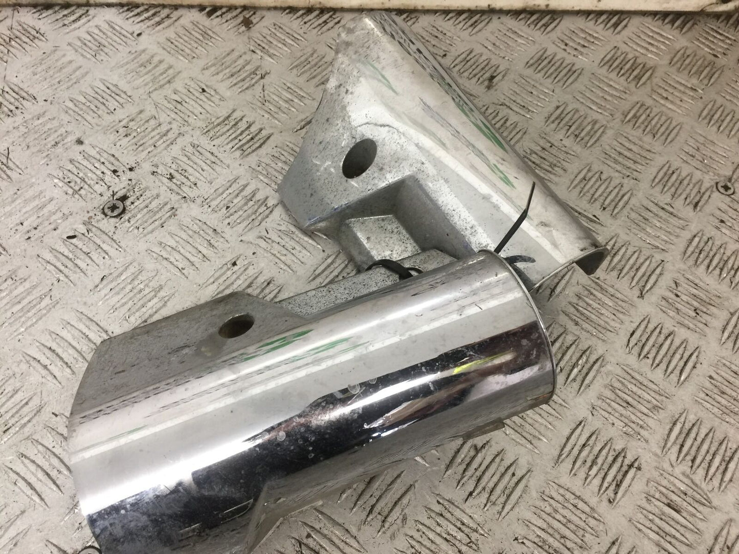 PEUGEOT GEOPOLIS 125 CHROME FORK COVERS  YEAR 2011  (STOCK 887)