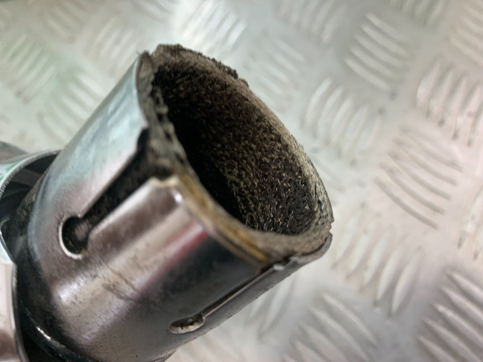TRIUMPH THUNDERBIRD 1600 RIGHT SILENCER  YEAR 2011 (CMB1107)