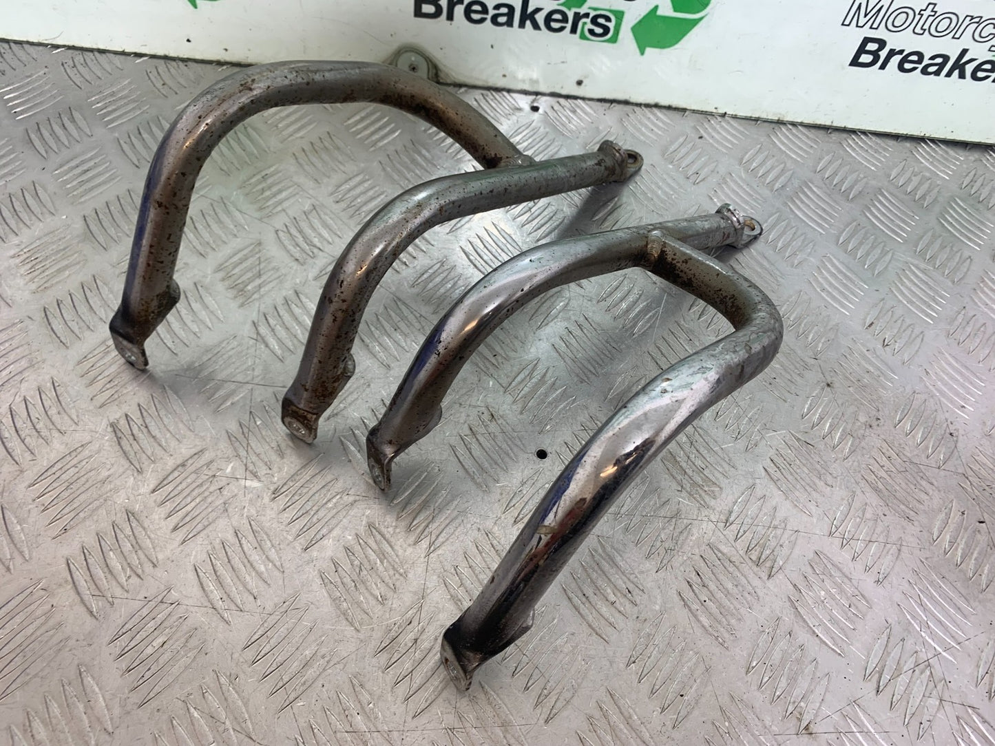 HONDA GL500 GL 500 SILVERWING CRASH BARS    YEAR 1981-82 (CMB1168)