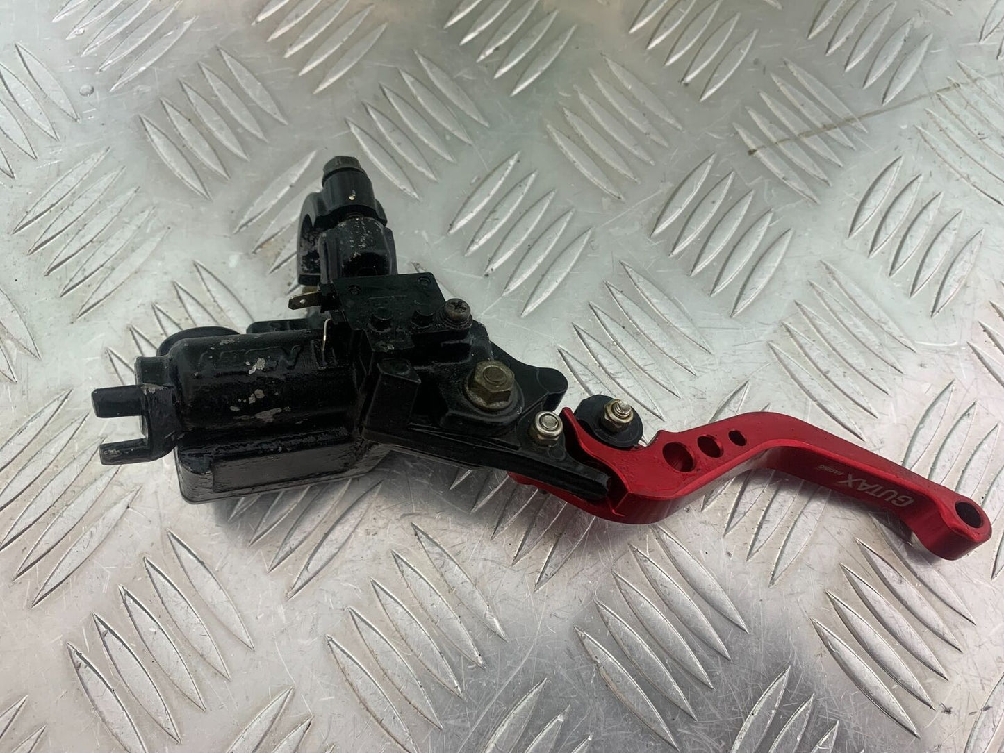 HONDA CBR125 CBR 125 FRONT MASTER CYLINDER  YEAR 2004-06  (CMB1040)