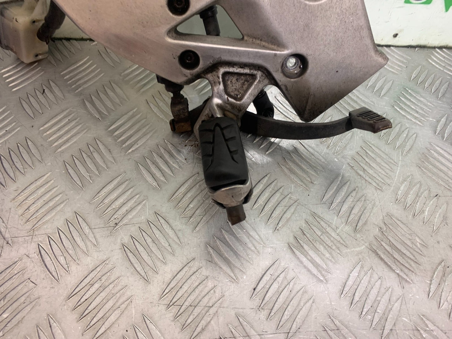 HONDA CB500 F CB500F FRONT RIGHT HANGER  YEAR 2013-2015  (CMB1235)