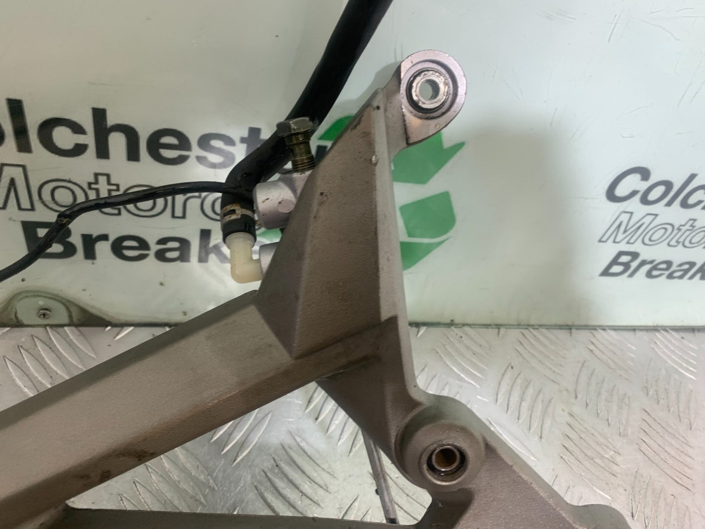 APRILIA SL750 SL 750 SHIVER RIGHT HANGER  YEAR 2008-2016 (CMB1242)