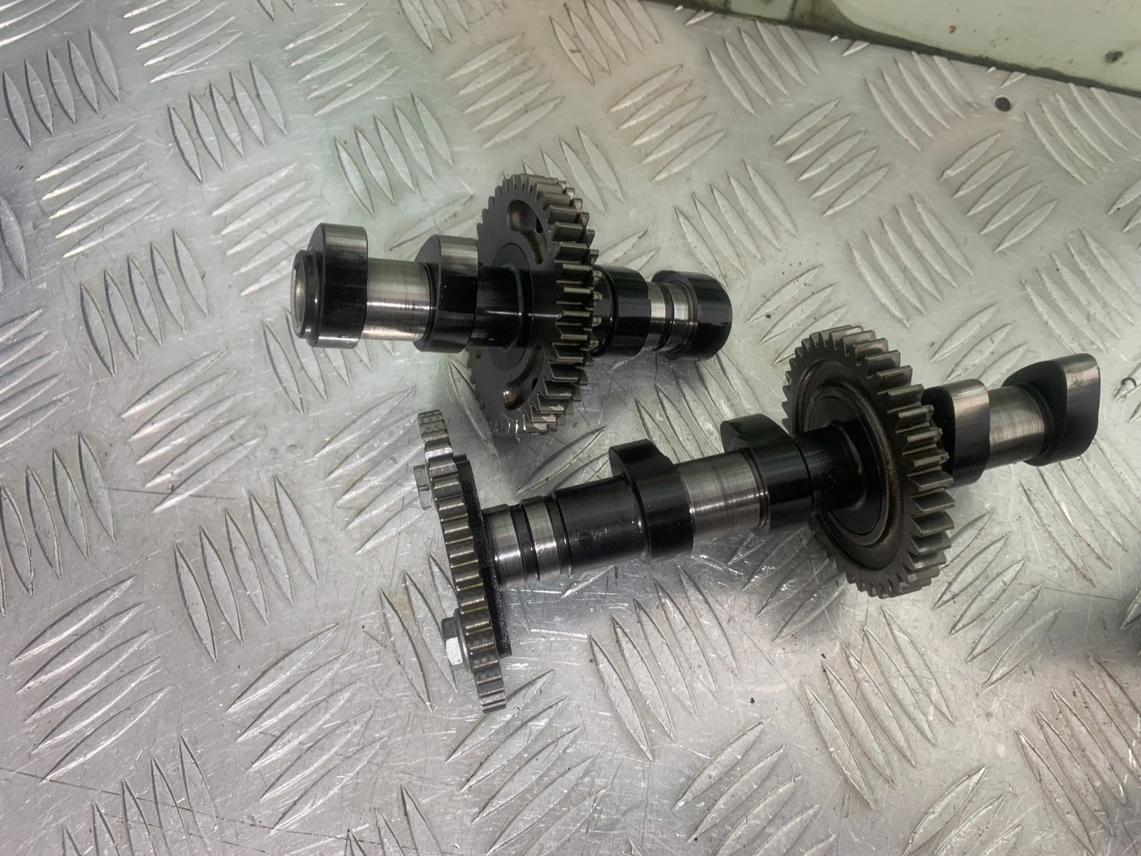 APRILIA RSV4 FACTORY FRONT AND REAR CANSHAFTS    YEAR 2009-2012 (CMB1224)