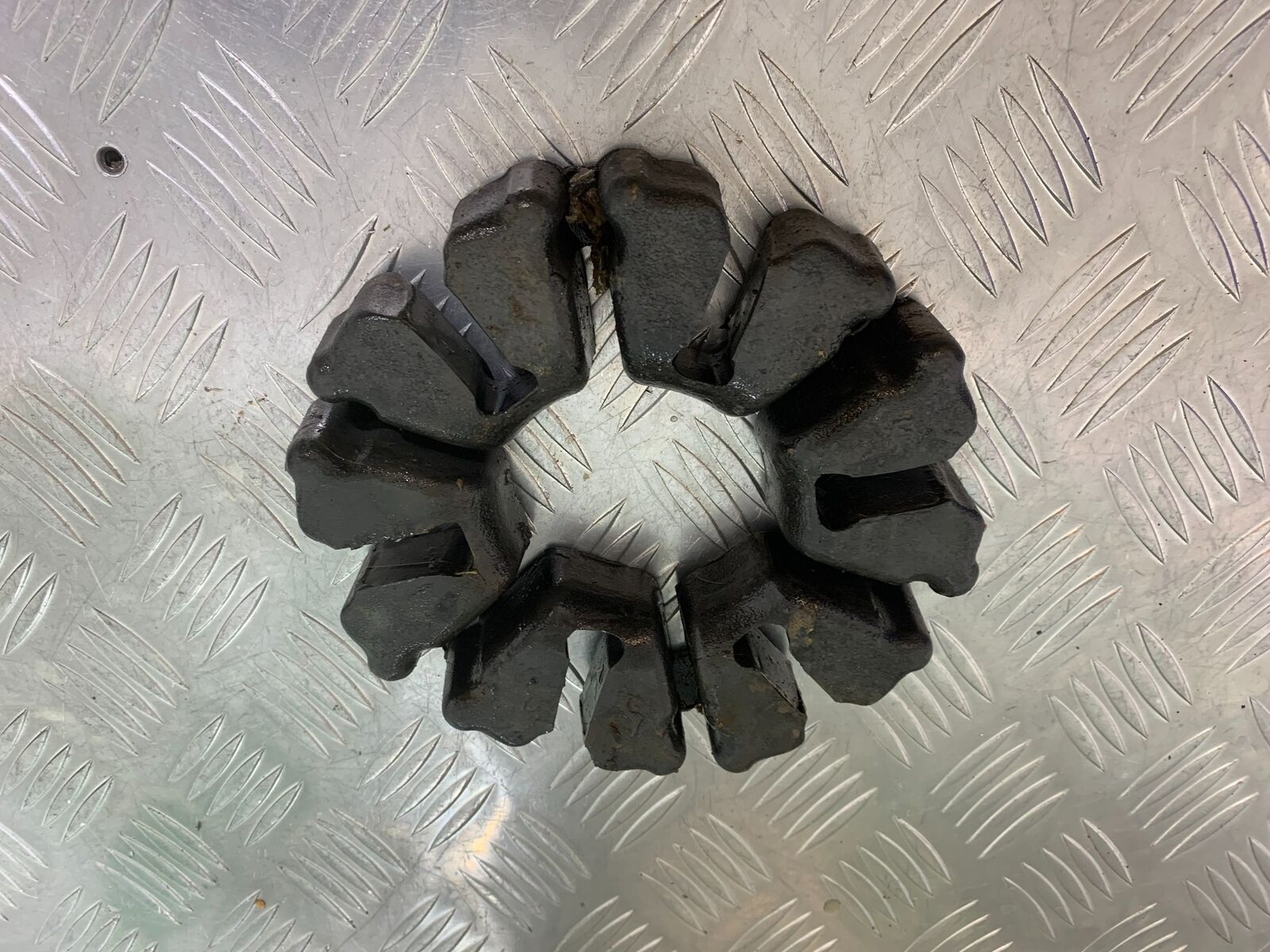 KAWASAKI Z650 Z 650 CUSH DRIVE RUBBERS YEAR 1982-183