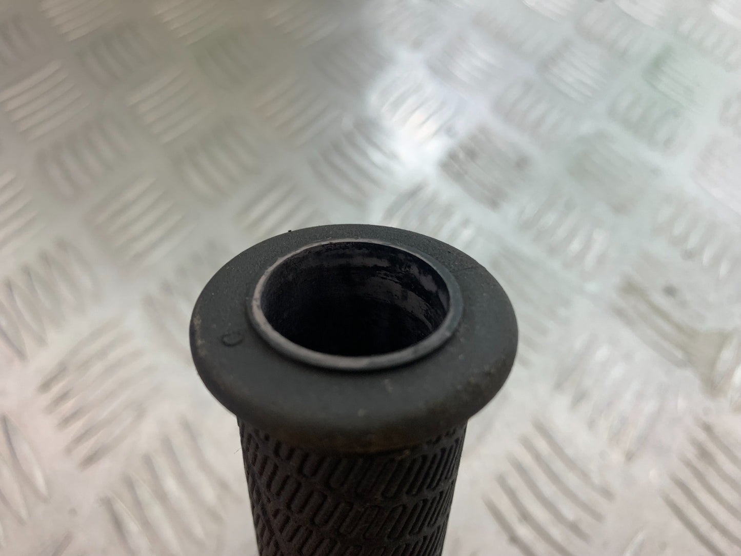 KTM 790 DUKE THROTTLE AND GRIP YEAR 2018-2021  (CMB11150)
