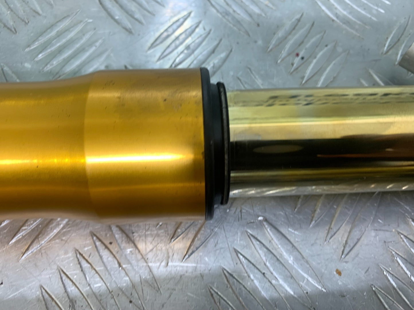 DUCATI 1198 S OHLINS FORKS   YEAR 2009-2011 (CMB1219)