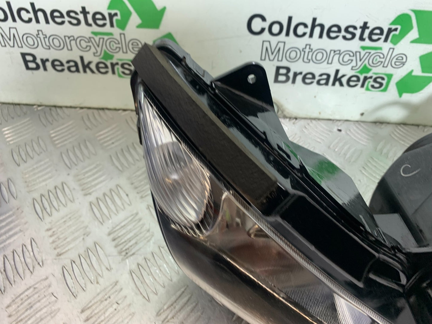 KAWASAKI Z1000 SX HEADLIGHT YEAR 2014-16 (CMB1264)