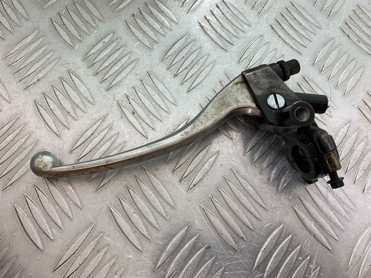 HONDA CBR500R CBR 500 R CLUTCH LEVER AND BRACKET  YEAR 2012-16 (CMB1048)