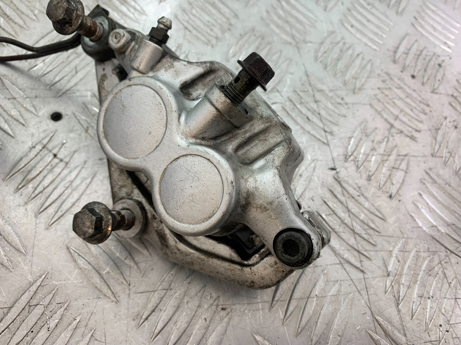 YAMAHA XV1100 XV 1100 VIRAGO FRONT BRAKE CALIPERS 1990-1999 (CMB1243)