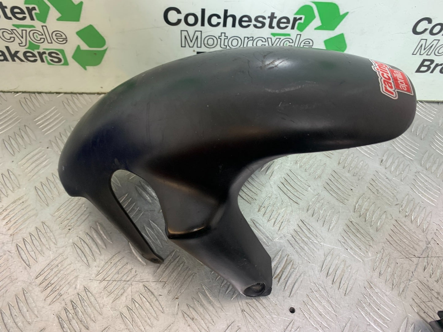 APRILIA RSV1000 RSV 1000 MILLE FRONT MUDGUARD 1998- 2003 (CMB1184)