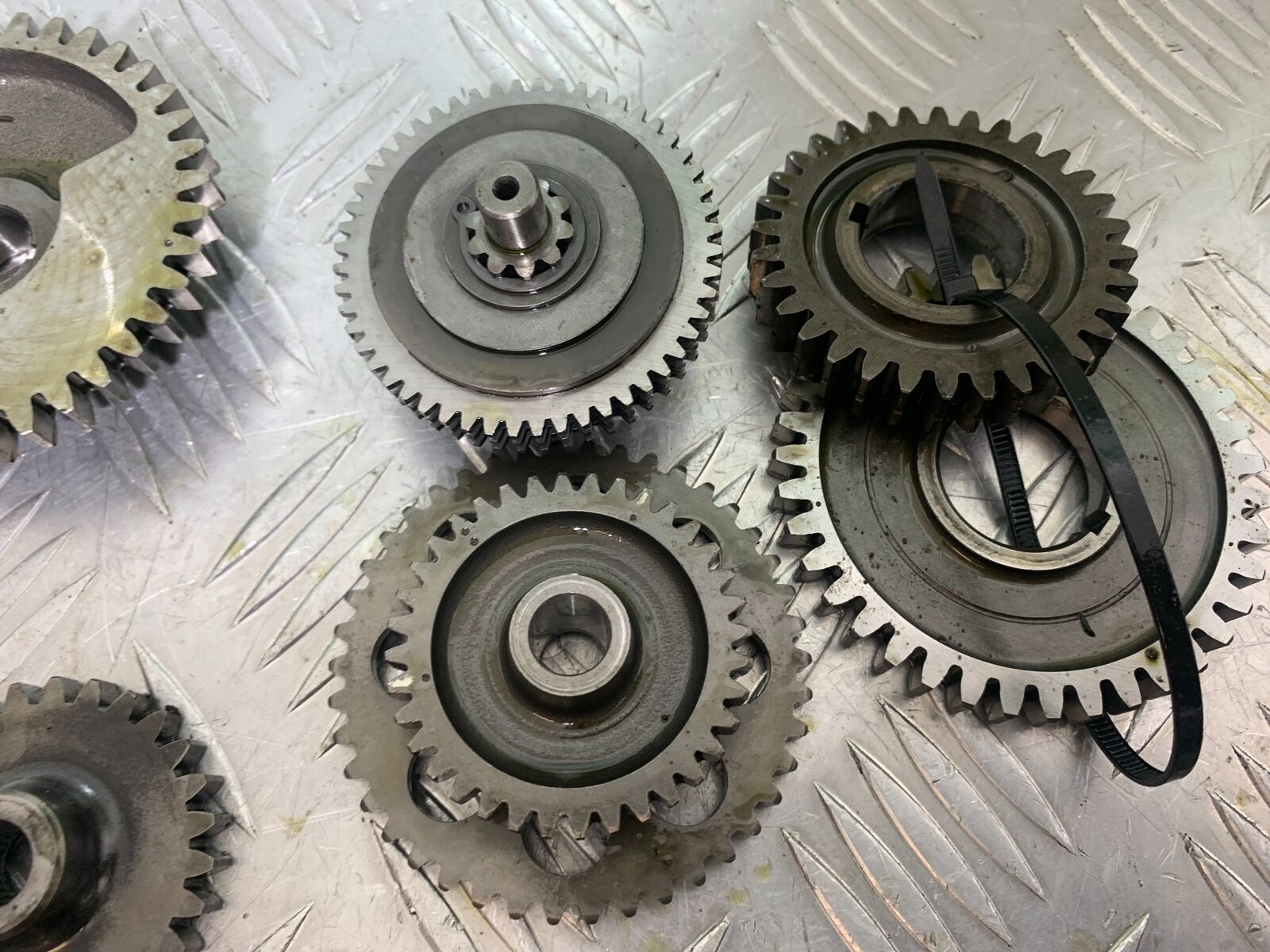 HUSQVARNA TE630 TE 630 ENGINE GEARS   YEAR 2010-11 (CMB1120)