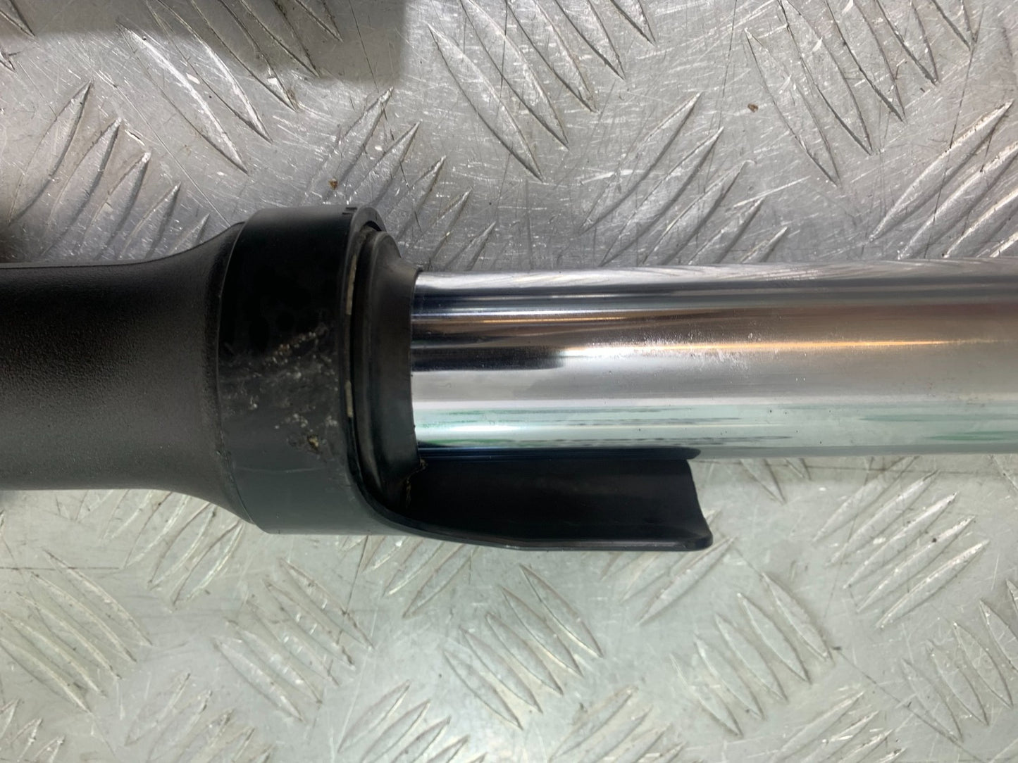 YAMAHA XJ6 XJ6-S FORKS YEAR 2009-2015  (CMB1212)