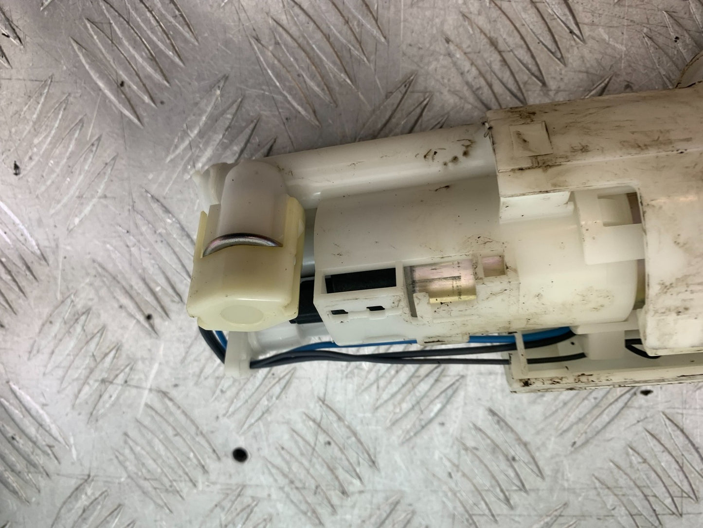 TRIUMPH 1050 SPRINT ST PETROL PUMP  2003-2011 (CMB1285)