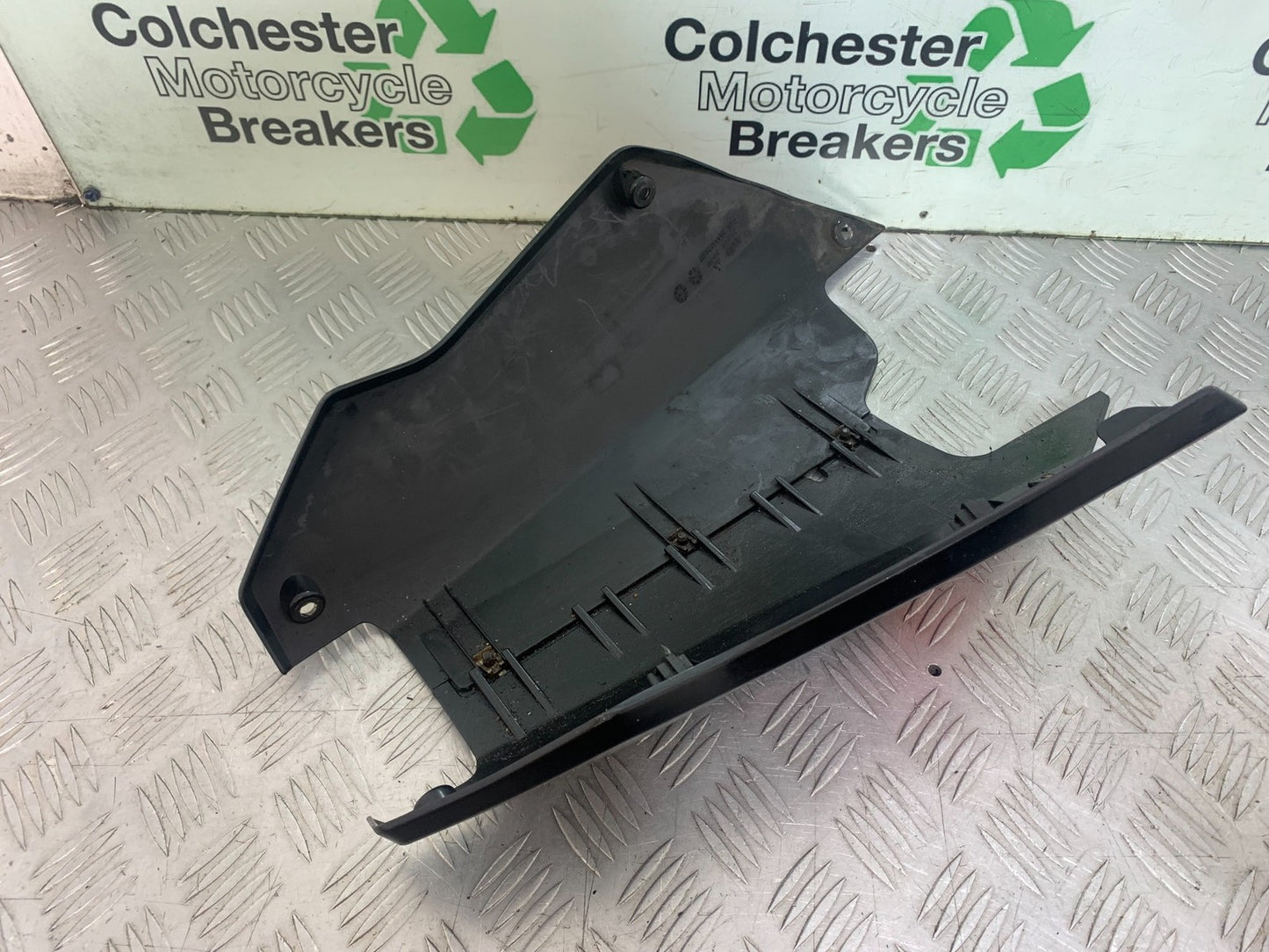 APRILIA RS660 RS 660 BELLYPAN  YEAR 2020-2024 (CMB1202)