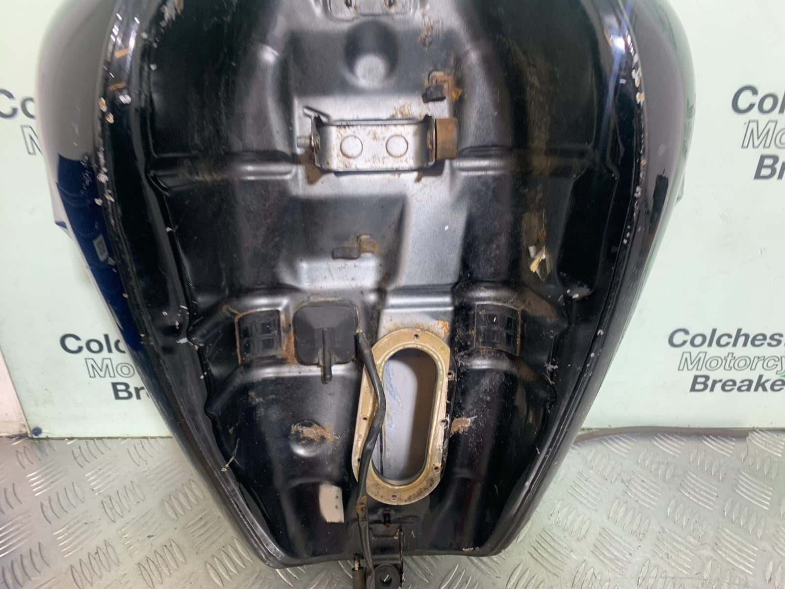 KAWASAKI VN1500 CLASSIC PETROL TANK  YEAR 1999 -2006 (CMB1166)