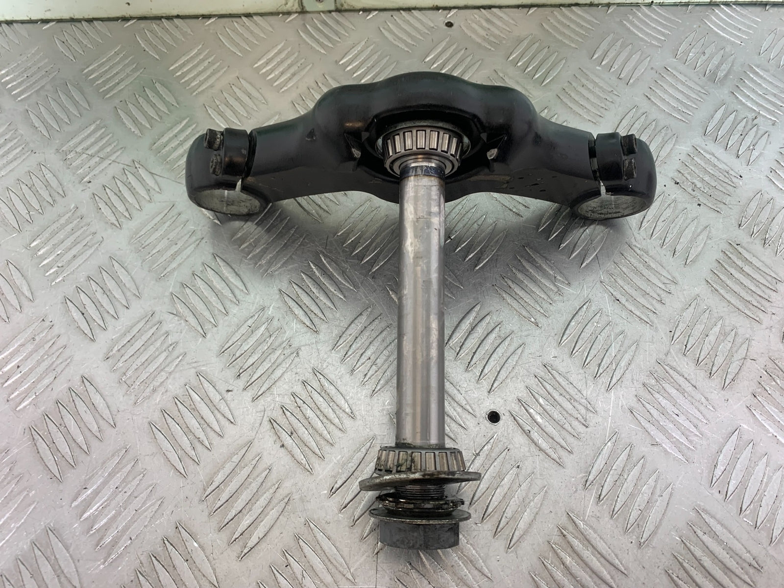 HARLEY DAVIDSON FXS BLACKLINE 1585 BOTTOM YOKE  YEAR 2012 (CMB1147)