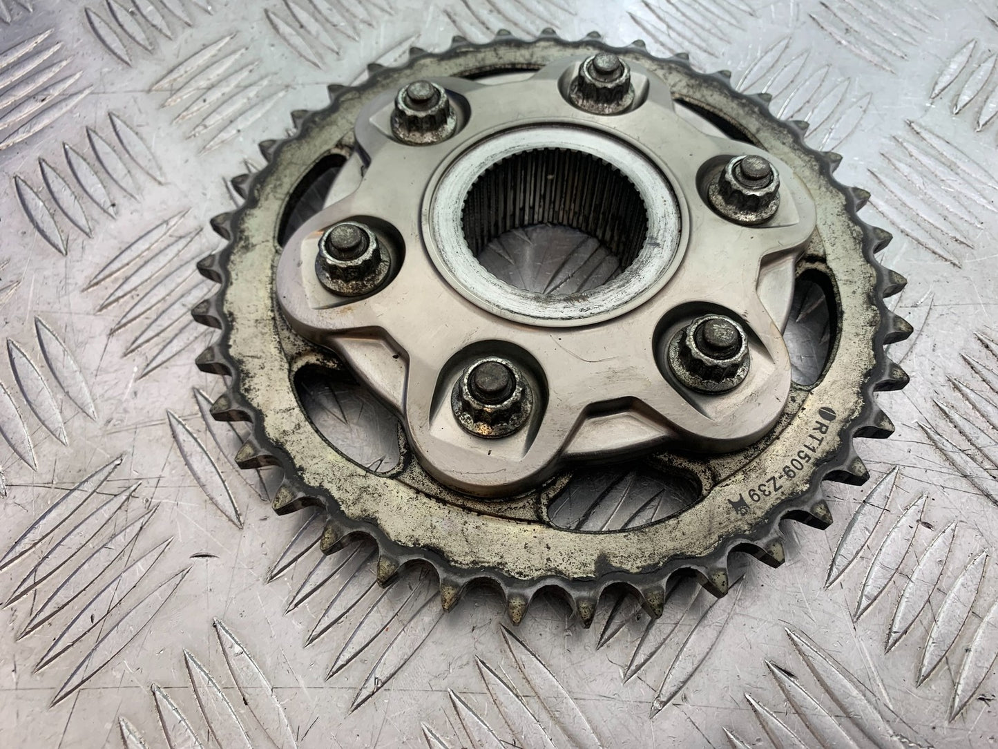DUCATI 1299 PANIGALE REAR SPROCKET CARRIER  YEAR 2016 (CMB 1187)