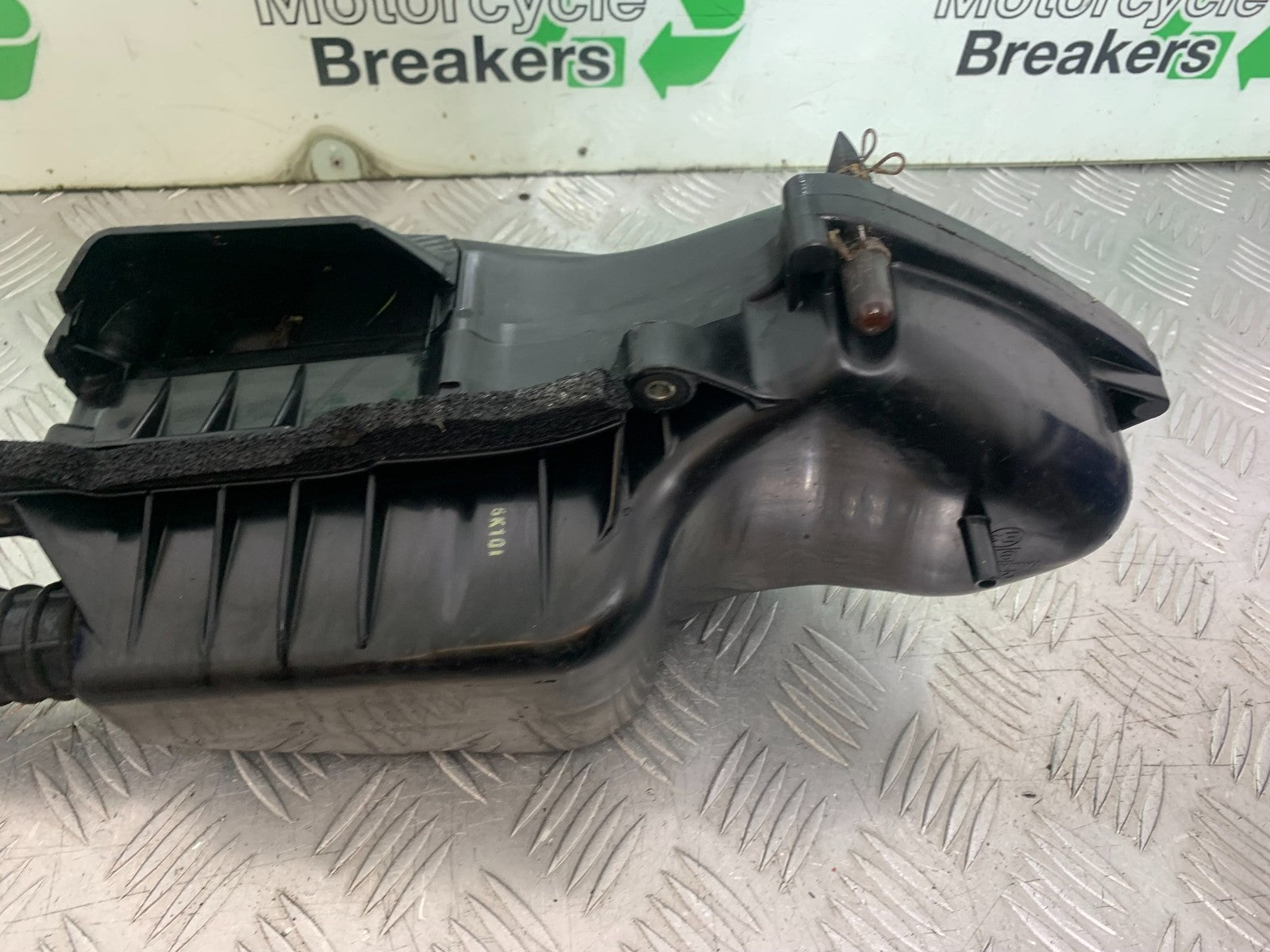 YAMAHA NMAX-125 N MAX 125 AIRBOX  YEAR 2015-2020  (CMB1231)
