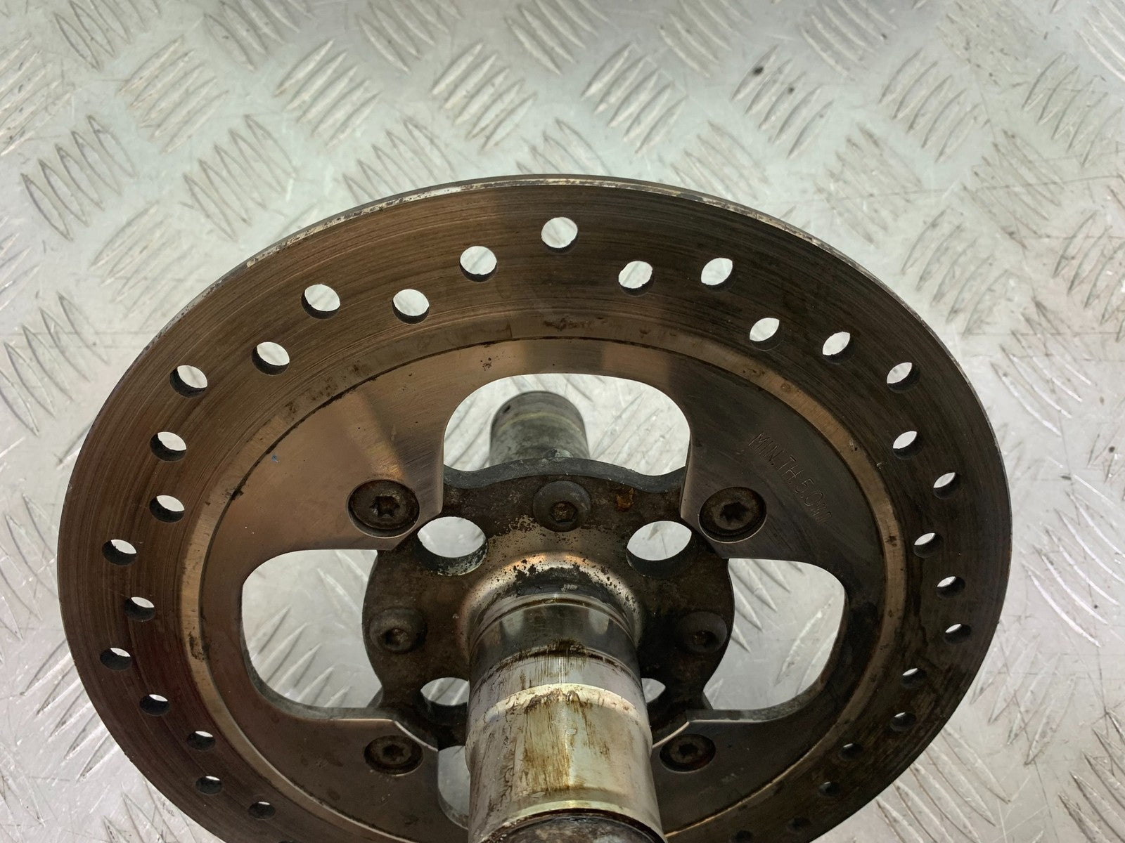 TRIUMPH 1050 SPRINT ST REAR BRAKE DISC  2003-2011 (CMB1285)