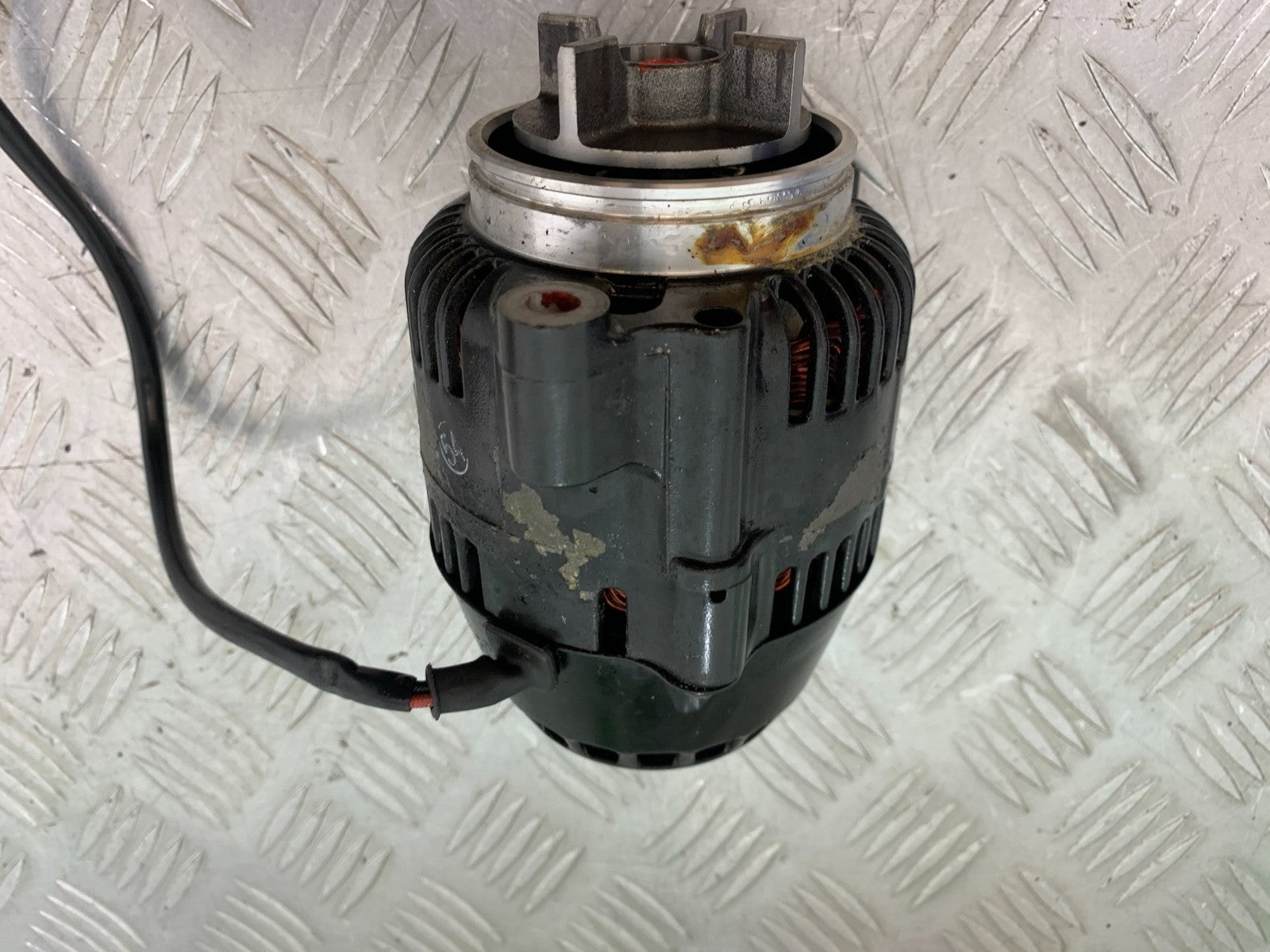KAWASAKI ZZR1100 D ALTERNATOR  YEAR 1993-2001 (CMB1189)