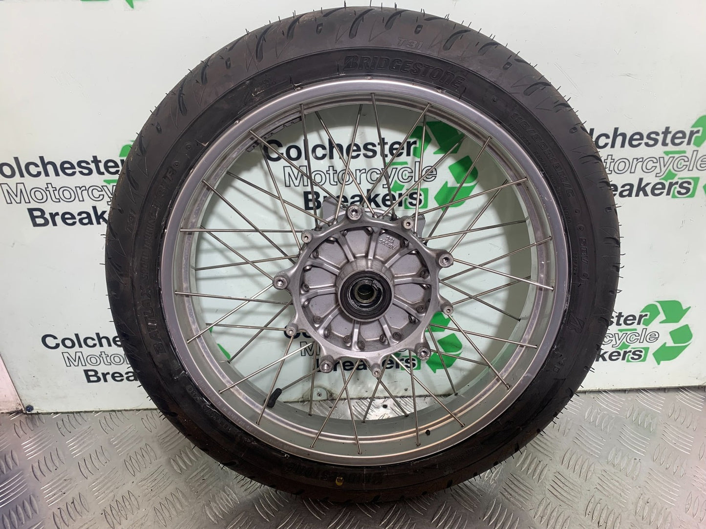 BMW R850 R R850R FRONT WHEEL  (NEW TYRE) YEAR 1994-2002 (CMB1170)