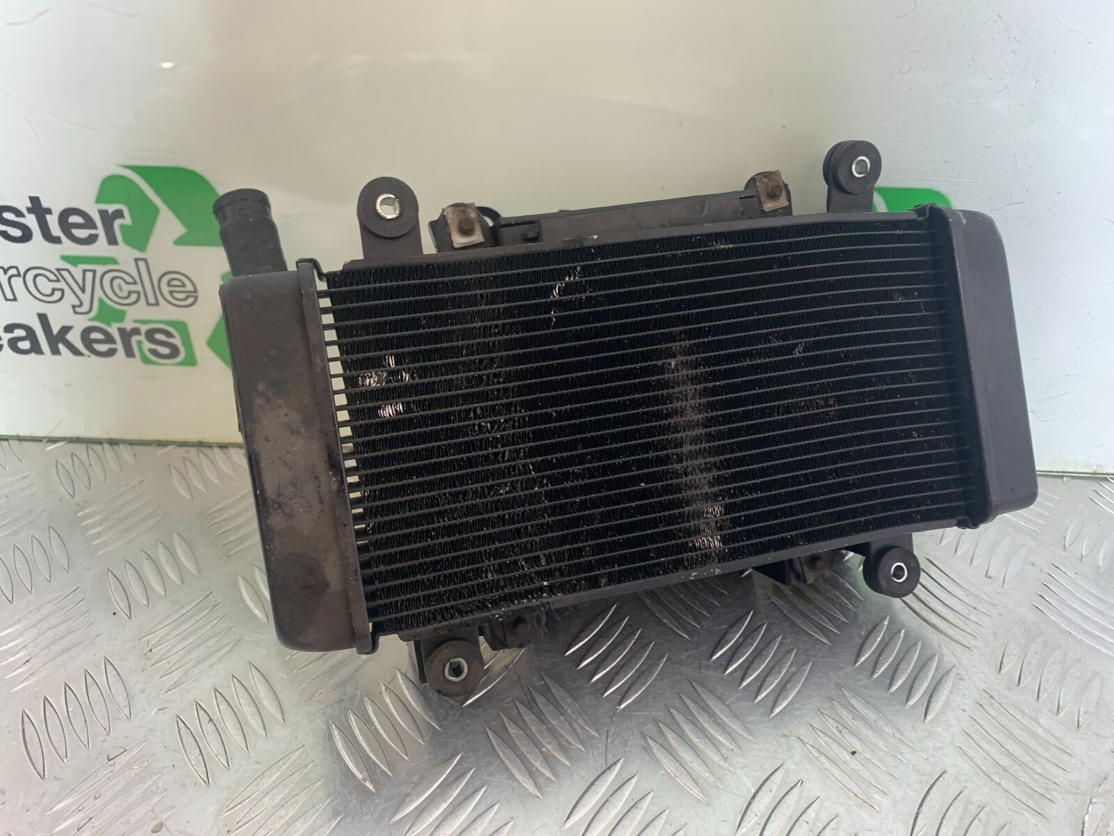 KAWASAKI Z300 ER300 RADIATOR  YEAR 2016-2018  (CMB1056)