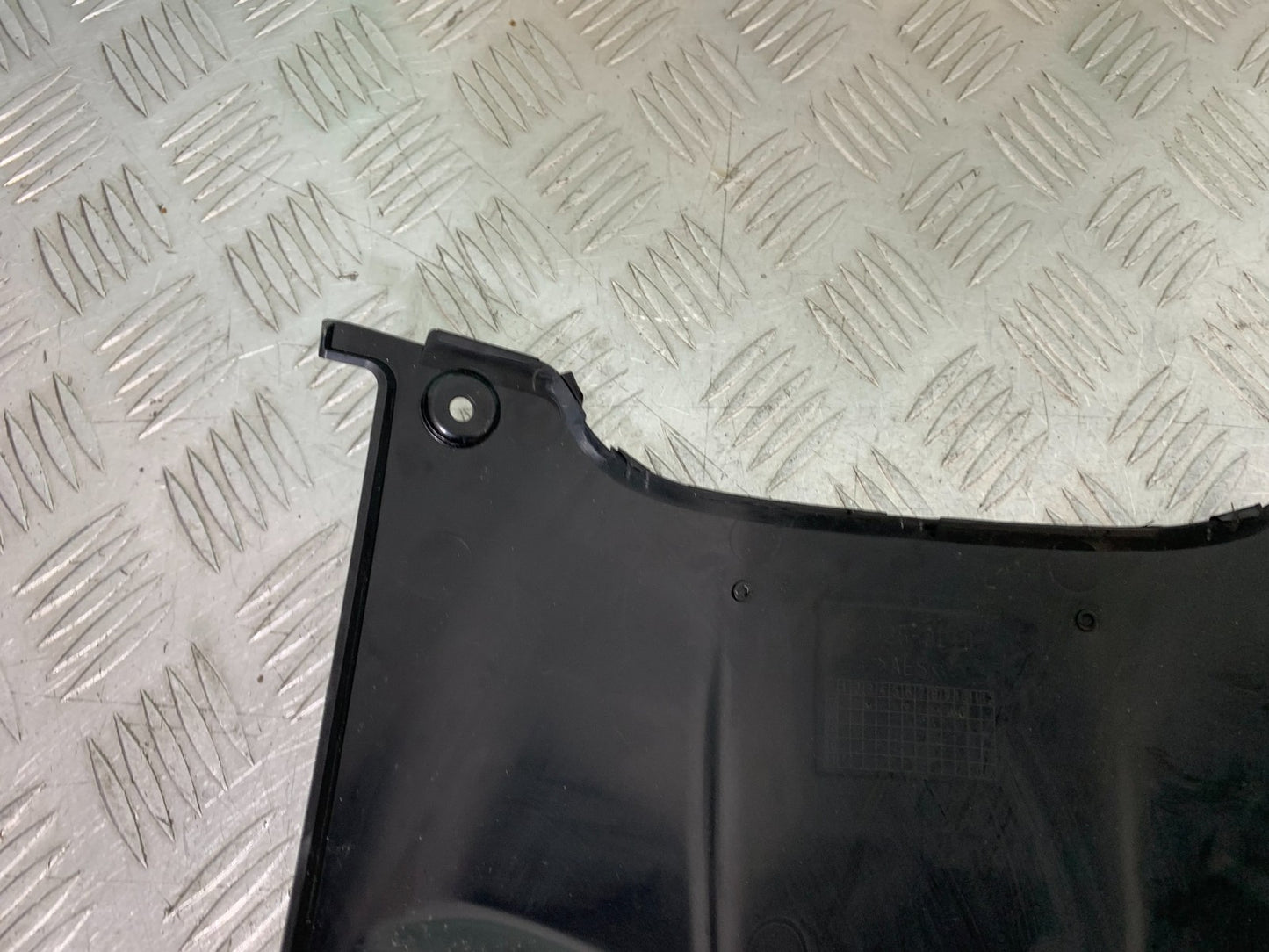 KAWASAKI GTR1400 GTR 1400 SCREEN INFILL PANEL YEAR 2007-2009 (CMB1306)