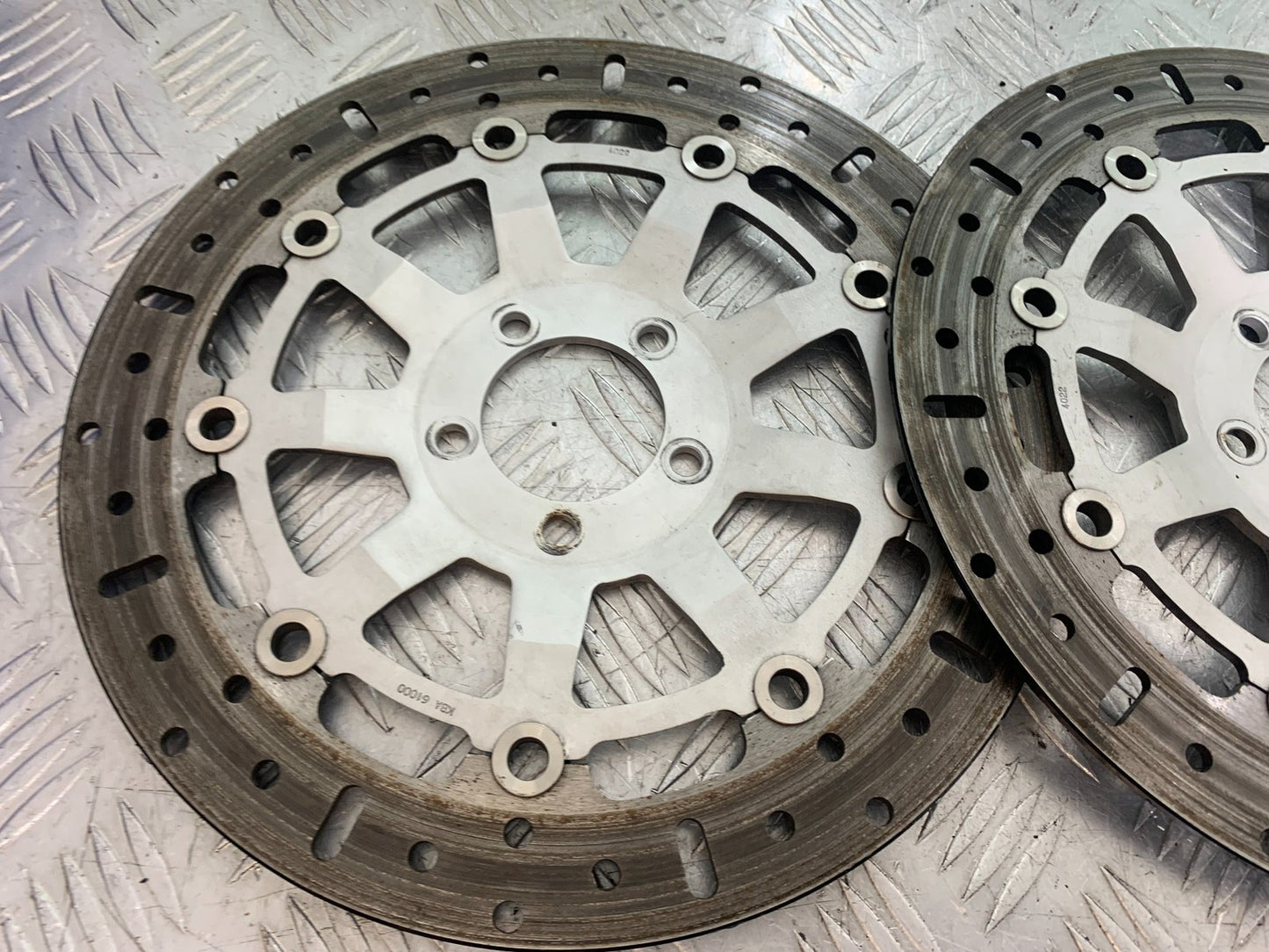 KAWASAKI ZZR1100 D FRONT BRAKE DISCS   YEAR 1993-2001 (CMB1289)