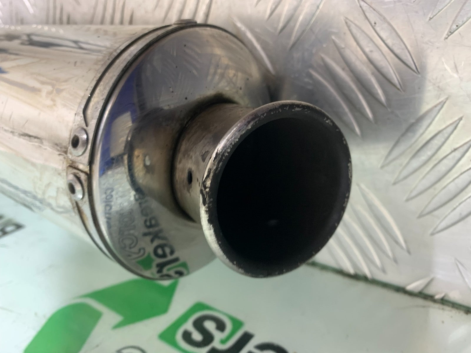 SUZUKI GSF600 GSF 600 BANDIT SILENCER   2000-2004 (CMB1269)