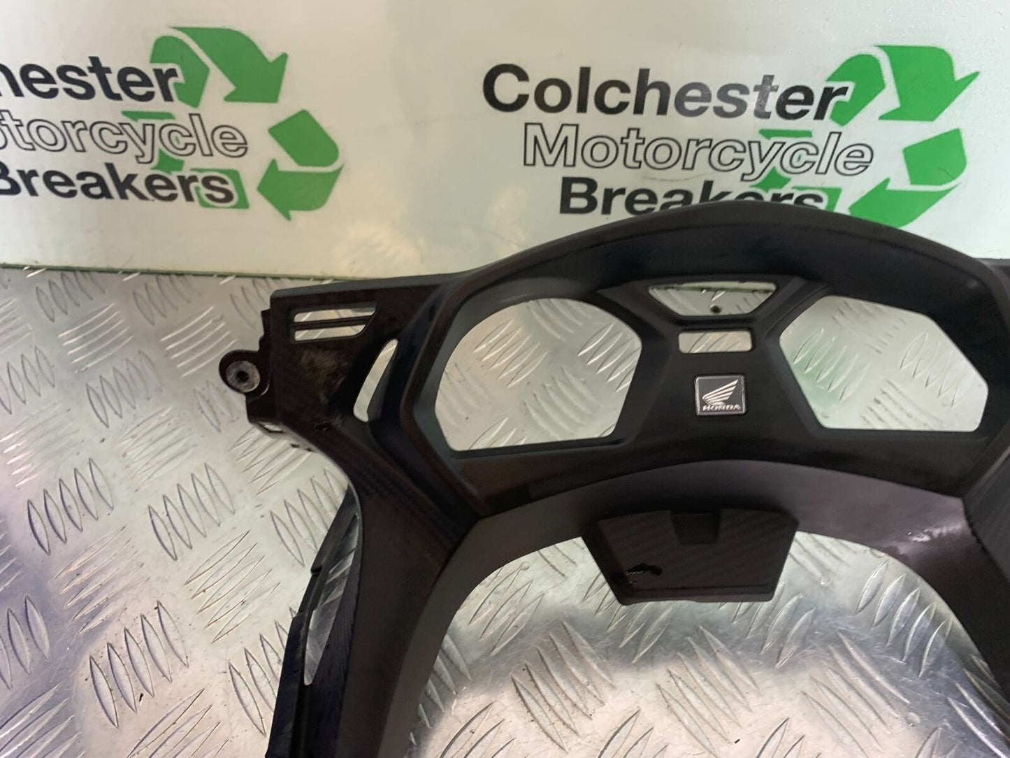 HONDA CBR650 F CBR 650F CLOCK SURROUND  YEAR 2014-2017  (STOCK 998)